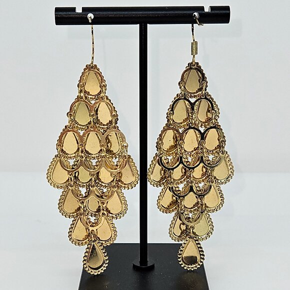 Vintage Ivory Blush Chandelier Drop Earrings Gold Tone - Picture 6 of 7